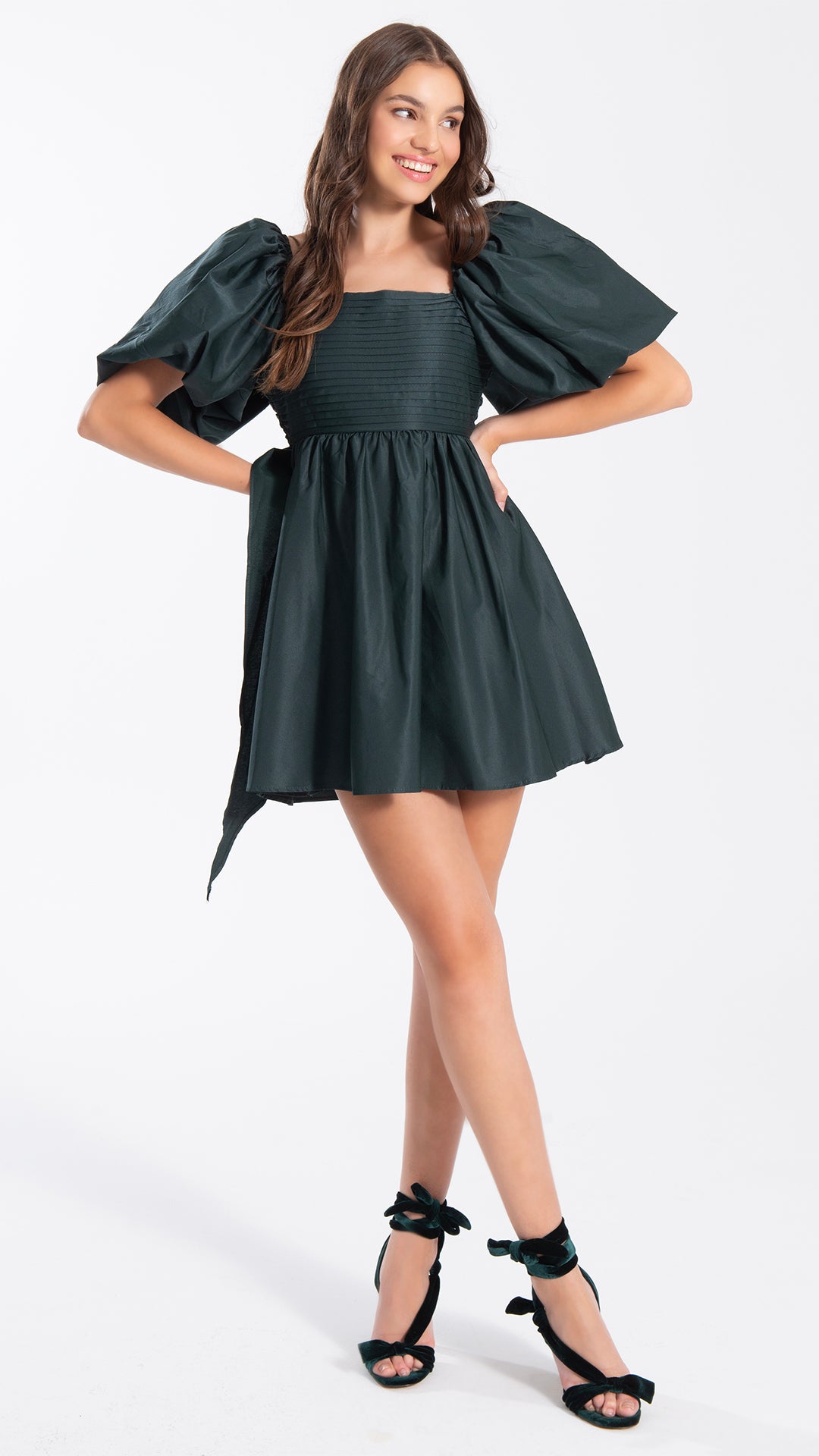 Kleid mit Rückendetail