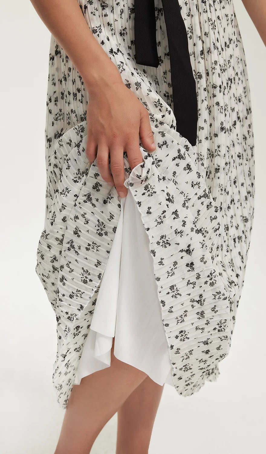 Kleid mit Rückendetail